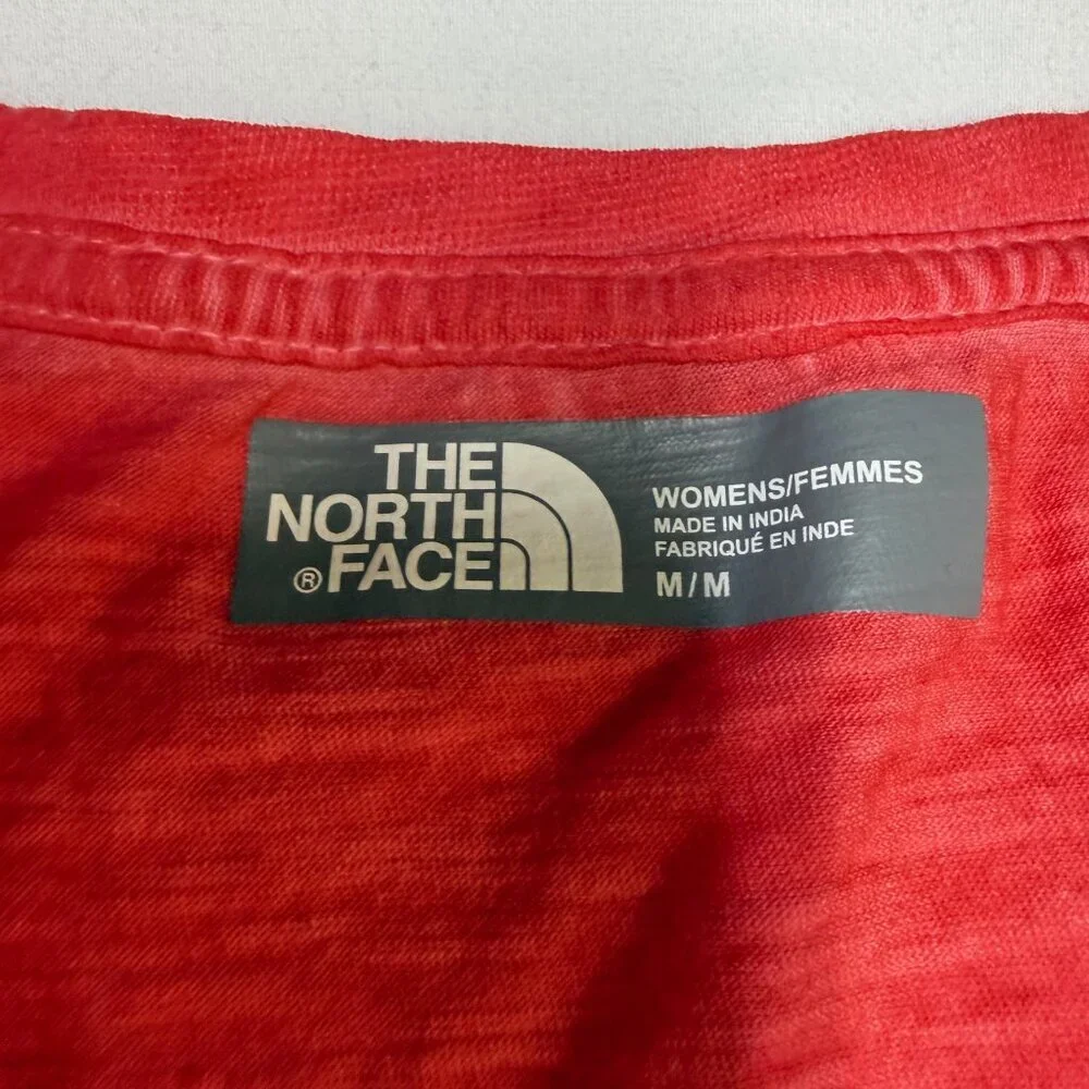 The North Face Women’s V-Neck Tee Medium Heather Red Ombre EUC - Picture 5 of 9